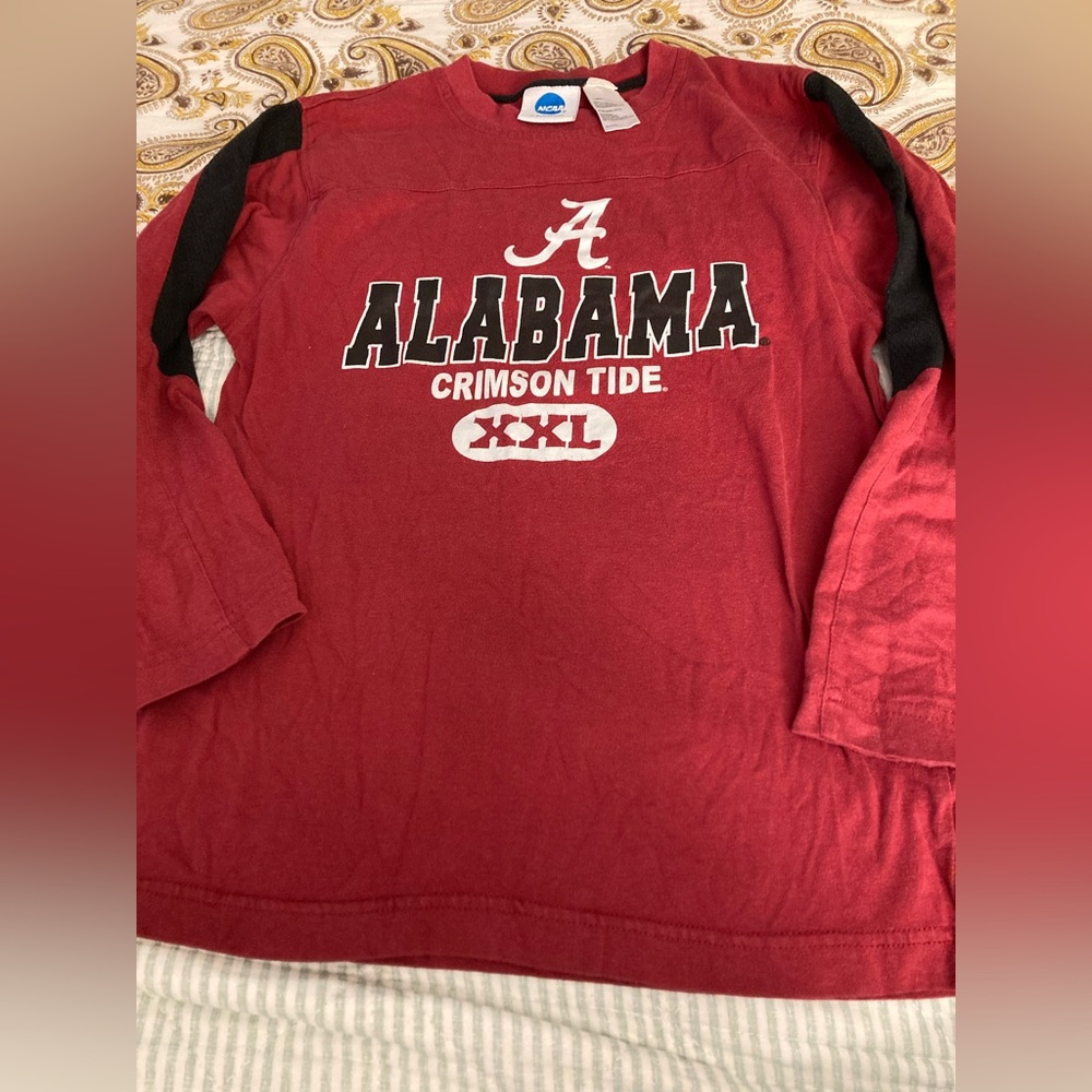 ALABAMA CRIMSON TIDE NCAA BY OUTERSTUFF LONGSLEEVED TEE Large (10-12)